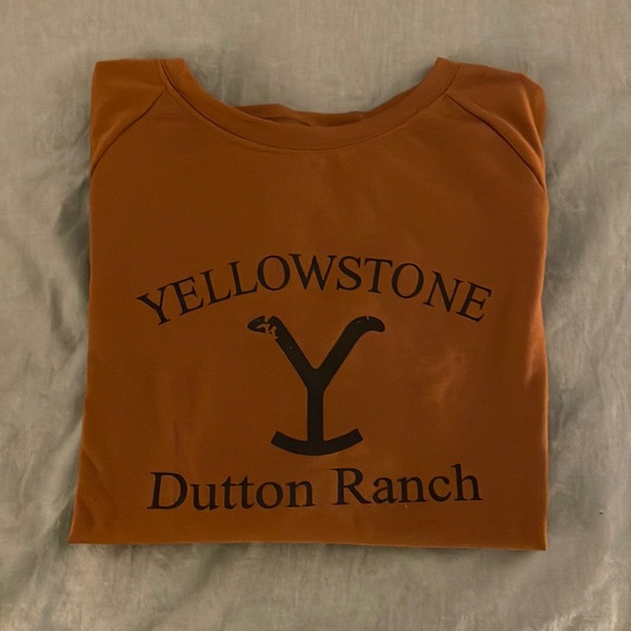 YELLOWSTONE DUTTON RANCH CREWSHIRT - Picture 1 of 2